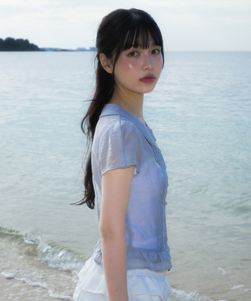 ROSEFRANTZ（ロゼフランツ）の「See-through Pleat Short Sleeved Blouse [Sky Blue]（シャツ/ブラウス・レディース・スカイブルー・SMALL/MEDIUM）」の4枚目の写真