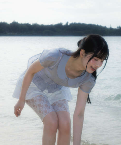 ROSEFRANTZ（ロゼフランツ）の「See-through Pleat Short Sleeved Blouse [Sky Blue]（シャツ/ブラウス・レディース・スカイブルー・SMALL/MEDIUM）」の10枚目の写真