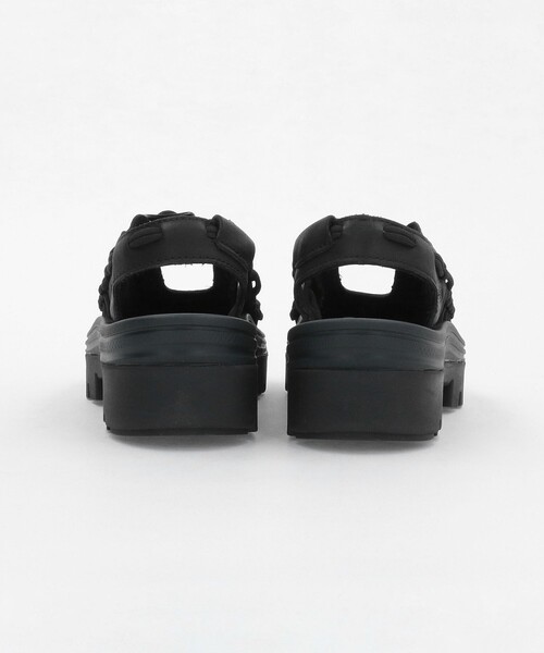 KEEN(キーン)の「<KEEN>ユニーク ピーエルティー メリージェーン サンダル(サンダル・レディース・ブラック/オフホワイト/シルバー・24cm/23cm/25cm)」の13枚目の写真