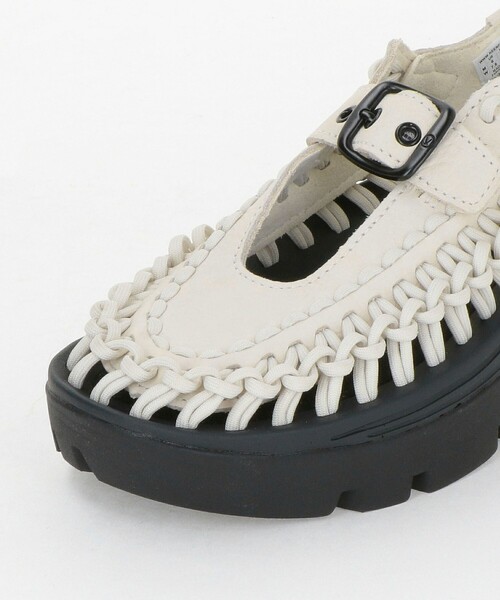 KEEN(キーン)の「<KEEN>ユニーク ピーエルティー メリージェーン サンダル(サンダル・レディース・ブラック/オフホワイト/シルバー・24cm/23cm/25cm)」の20枚目の写真