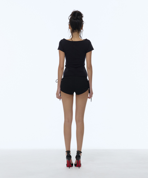 GILAARCHIVE(ギラアーカイブ)の「SLOGAN BOAT NECK T-SHIRTS_BLACK(Tシャツ/カットソー・レディース・その他・FREE)」の5枚目の写真