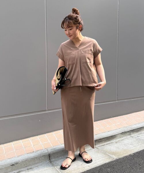 le.coeur blanc(ルクールブラン)の「MVS天竺プルオーバー×スカートセット(ワンピース・レディース・モカ/ブラック・38)」の11枚目の写真