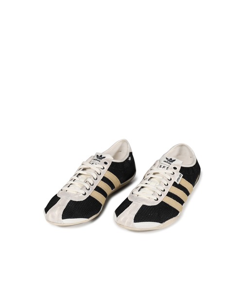 adidas(アディダス)の「TOKYO W SFTM(スニーカー・メンズ・ブラック・29cm/28cm/27cm/26.5cm/26cm/27.5cm/28.5cm/30cm)」の3枚目の写真