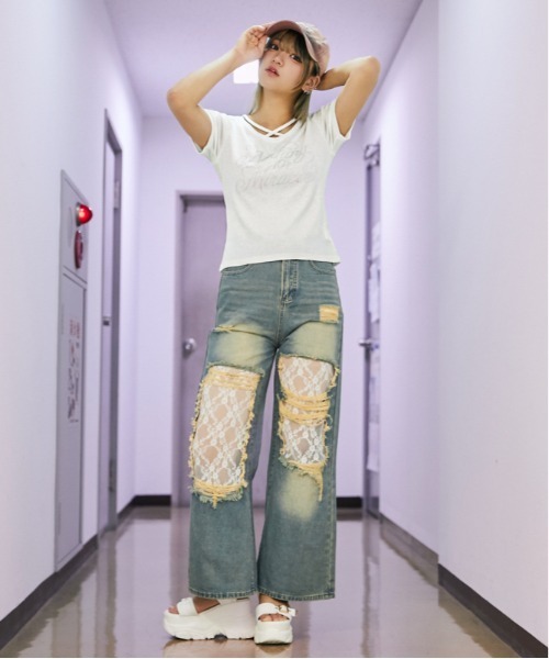 GORGE(ゴージ)の「《ラインストーンロゴ》クロスストラップリブカットソー/Y2K/春夏秋/全3色(Tシャツ/カットソー・レディース・チャコール/ブラック/オフホワイト・F)」の7枚目の写真