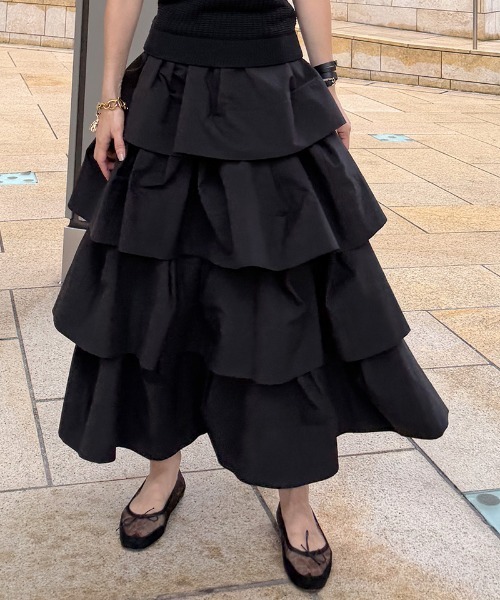 JENNE(ジェンヌ)の「ミニ・ロング・ポンチョ・マルチウェイスカート(防シワ生地)(スカート・レディース・ホワイト/ブラック・SMALL/LARGE/MEDIUM)」の7枚目の写真