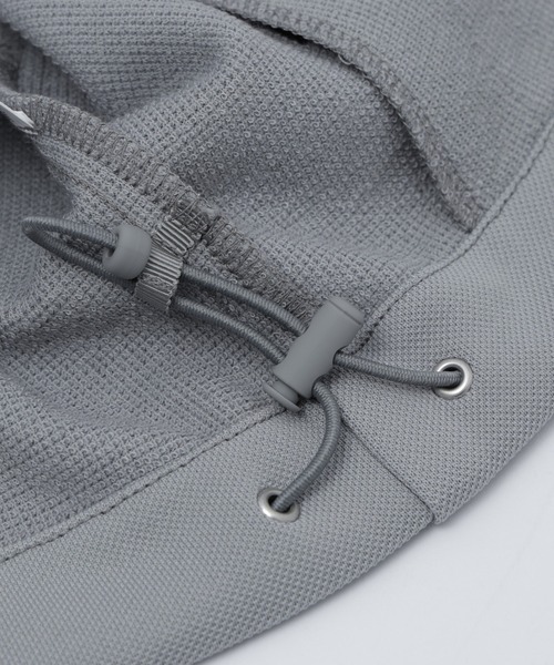 NEW BALANCE(ニューバランス)の「NEW BALANCE NB Grey vintage track jacket MJ61P8K3(ブルゾン・メンズ・グレー・M/L)」の8枚目の写真