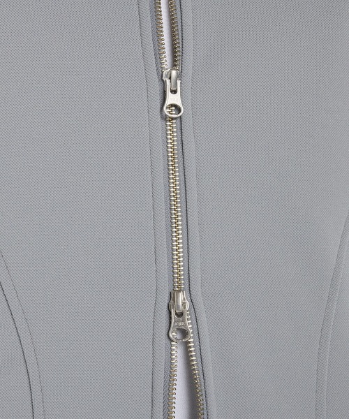 NEW BALANCE(ニューバランス)の「NEW BALANCE NB Grey vintage track jacket MJ61P8K3(ブルゾン・メンズ・グレー・M/L)」の15枚目の写真