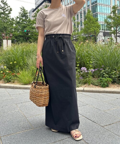 Jena espace merveilleux(ジェナ エスパスメルヴェイユ)の「ワンポイントロゴカットソー(Tシャツ/カットソー・レディース・オフホワイト/グレー/チャコールグレー・FREE)」の18枚目の写真