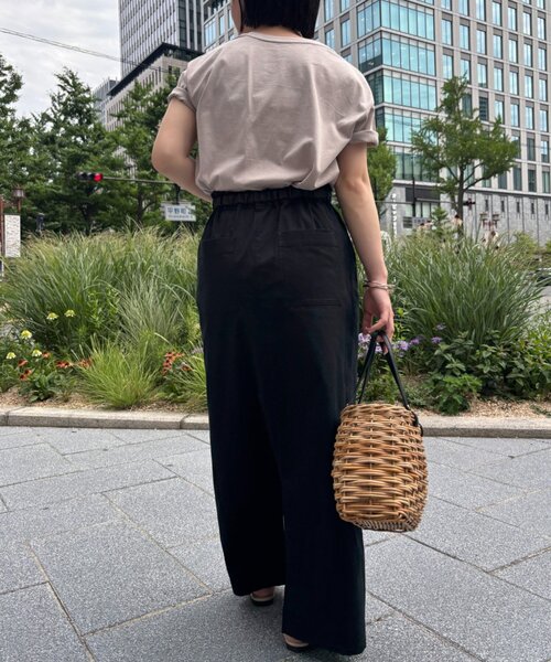 Jena espace merveilleux(ジェナ エスパスメルヴェイユ)の「ワンポイントロゴカットソー(Tシャツ/カットソー・レディース・オフホワイト/グレー/チャコールグレー・FREE)」の20枚目の写真