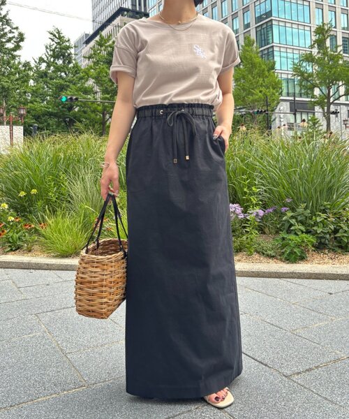 Jena espace merveilleux(ジェナ エスパスメルヴェイユ)の「ワンポイントロゴカットソー(Tシャツ/カットソー・レディース・オフホワイト/グレー/チャコールグレー・FREE)」の10枚目の写真