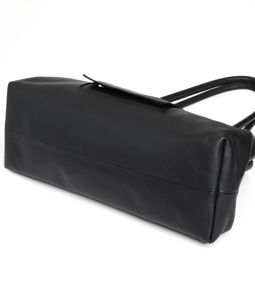 YArKA（ヤーカ）の「【YArKA/ヤーカ】real leather long frame soft bag [LFW1] / 口金ボストンバッグ（トートバッグ・メンズ・ブラック・FREE）」の10枚目の写真