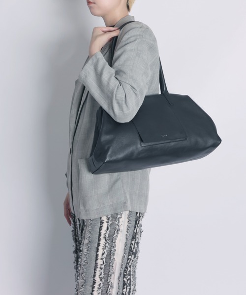 YArKA（ヤーカ）の「【YArKA/ヤーカ】real leather long frame soft bag [LFW1] / 口金ボストンバッグ（トートバッグ・メンズ・ブラック・FREE）」の16枚目の写真