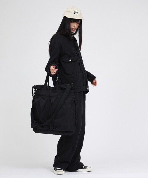 MIS(エムアイエス)の「【MIS / エムアイエス】ヘルメットバッグ / トートバッグ / ユニセックス(バックパック/リュック・メンズ・カーキ/ブラック・フリー)」の16枚目の写真