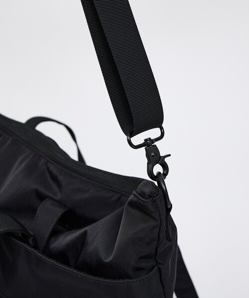 MIS(エムアイエス)の「【MIS / エムアイエス】ヘルメットバッグ / トートバッグ / ユニセックス(バックパック/リュック・メンズ・カーキ/ブラック・フリー)」の22枚目の写真
