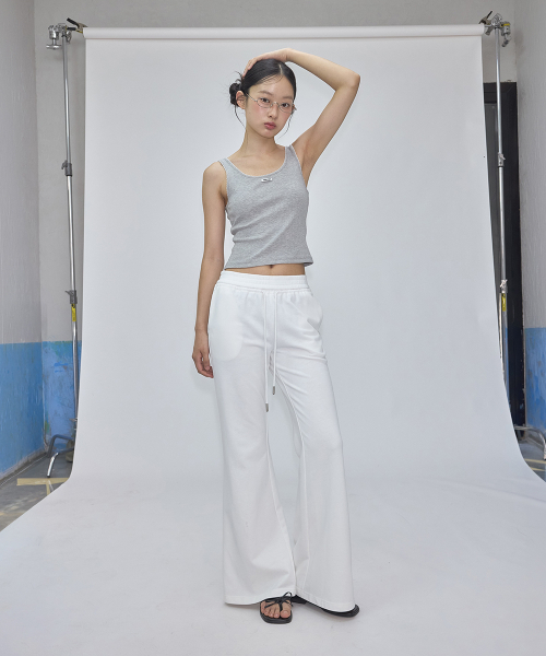 RONRON（ロンロン）の「R BOOTSCUT SWEAT PANTS WHITE（スウェットパンツ・レディース・その他・FREE）」の2枚目の写真