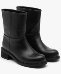 NUTE ROUND ANKLE BOOTS