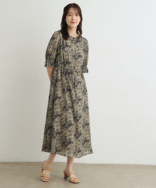 LAURA ASHLEY(ローラアシュレイ)の「【洗える/ウエストドロスト・袖口ゴム仕様】トワル ディライト柄シフォンワンピース(ワンピース・レディース・カーキ系/ネイビー系・40/38)」の15枚目の写真