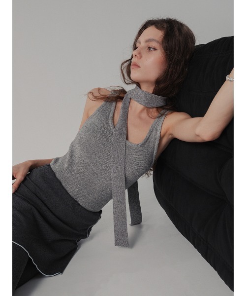 ELCHELE(エルチェレ)の「TIE WITH KNIT TANK(タンクトップ・レディース・ヘザーグレー/ホワイト/オリーブ・FREE)」の10枚目の写真