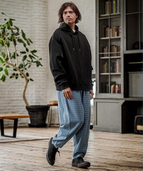 CAMBIO(カンビオ)の「mp15328- Denim Jacquard Curve Pants デニムジャカードカーブパンツ(CAM26AW-006)(その他パンツ・メンズ・ブラック/ネイビー/インディゴブルー・S/M/L)」の16枚目の写真