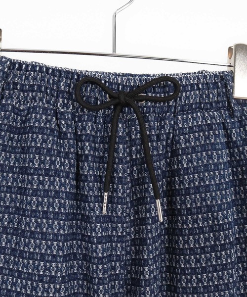 CAMBIO(カンビオ)の「mp15328- Denim Jacquard Curve Pants デニムジャカードカーブパンツ(CAM26AW-006)(その他パンツ・メンズ・ブラック/ネイビー/インディゴブルー・S/M/L)」の6枚目の写真