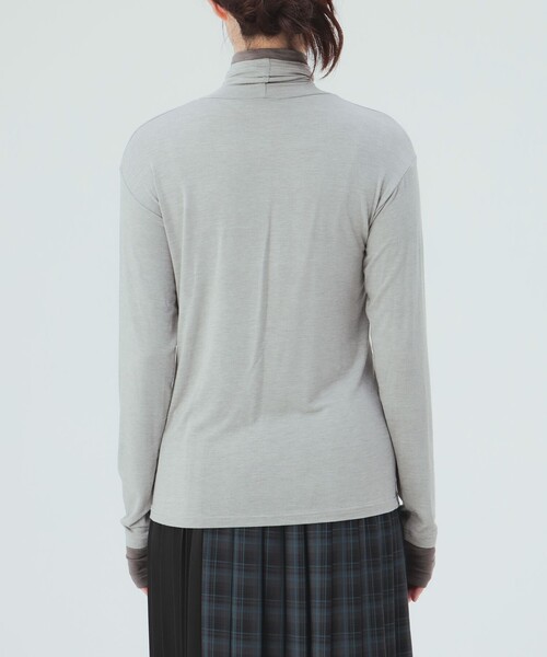 BEAMS HEART(ビームスハート)の「レイヤード風 タートルネック プルオーバー(Tシャツ/カットソー・レディース・ワイン/ホワイト系その他5/グレー・FREE)」の14枚目の写真