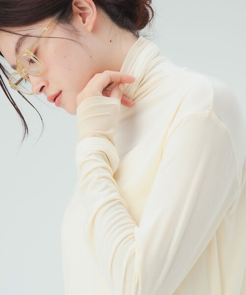 BEAMS HEART(ビームスハート)の「レイヤード風 タートルネック プルオーバー(Tシャツ/カットソー・レディース・ワイン/ホワイト系その他5/グレー・FREE)」の1枚目の写真
