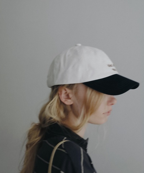 anuke(アンヌーク)の「Bicolor Baseball Cap(キャップ・レディース・ベージュ/ホワイト・FREE)」の13枚目の写真