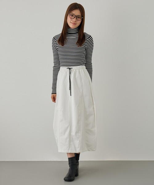 MAGASIN DE MODE Chou Chou（マガジンデモードシュシュ）の「【MAGASIN DE MODE Chou Chou】シンプル台形スカート SNF（スカート・レディース・ブラック/ホワイト・FREE）」の11枚目の写真
