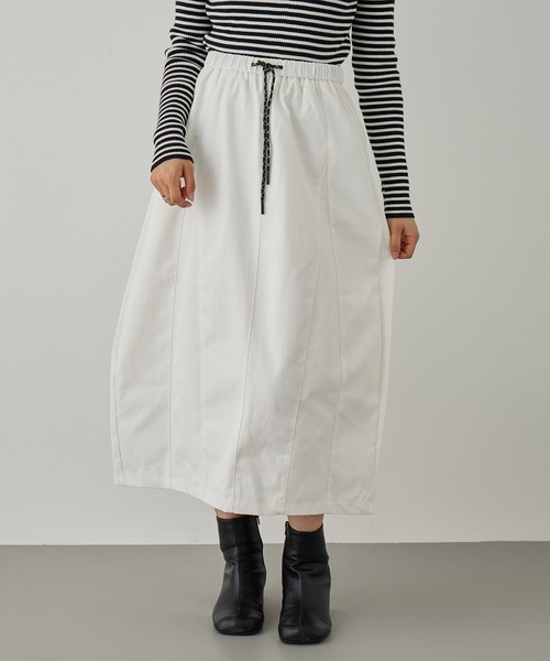 MAGASIN DE MODE Chou Chou（マガジンデモードシュシュ）の「【MAGASIN DE MODE Chou Chou】シンプル台形スカート SNF（スカート・レディース・ブラック/ホワイト・FREE）」の6枚目の写真