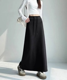 バックスリットニットロングスカート