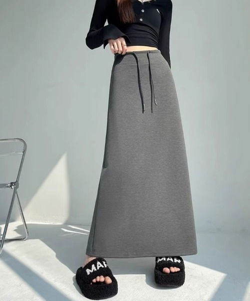 Flugge(フラッジー)の「バックスリットニットロングスカート(スカート・レディース・グレー/ブラック・LARGE/MEDIUM)」の6枚目の写真