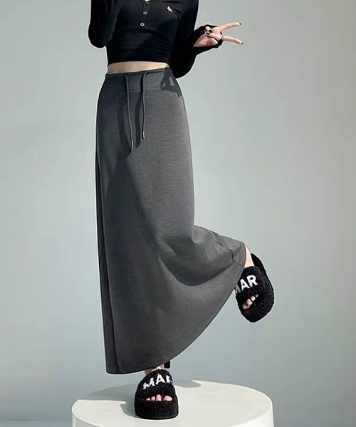 Flugge(フラッジー)の「バックスリットニットロングスカート(スカート・レディース・グレー/ブラック・LARGE/MEDIUM)」の8枚目の写真