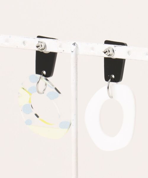 tone（トーン）の「【Noll】"LINK PIERCE 06 "（ピアス（両耳用）・レディース・ホワイト/ピンク/イエロー・FREE）」の5枚目の写真