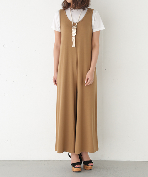 SLY（スライ）の「CUT WIDE コンビネゾン-S（つなぎ/オールインワン・レディース・ライトグレー/ベージュ/ブラック/ライトブルー・2/1）」の3枚目の写真