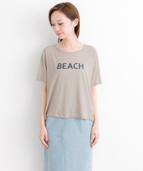 URBAN RESEARCH(アーバンリサーチ)の「UR ロゴプリントガーゼ天竺Tシャツ(Tシャツ/カットソー・レディース・オフホワイト/グレー系その他/カーキ・FREE)」の7枚目の写真
