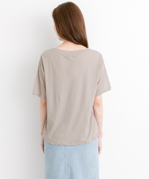 URBAN RESEARCH(アーバンリサーチ)の「UR ロゴプリントガーゼ天竺Tシャツ(Tシャツ/カットソー・レディース・オフホワイト/グレー系その他/カーキ・FREE)」の11枚目の写真