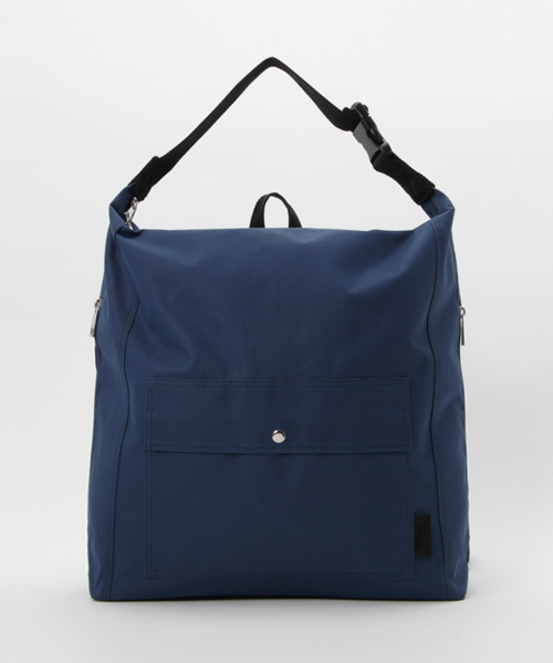 LBC（エルビーシー）の「ポリキャンバス2WAYリュック          （バックパック/リュック・レディース・ブラック/オフホワイト/ネイビー・ONE SIZE）」の12枚目の写真