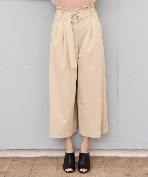 Luz Llena (philter)（ラズレナ　フィルター）の「[ベルト付き]タックワイドパンツ（その他パンツ・レディース・ネイビー/ライトベージュ/グレイッシュベージュ/ピンクベージュ・MEDIUM）」の5枚目の写真