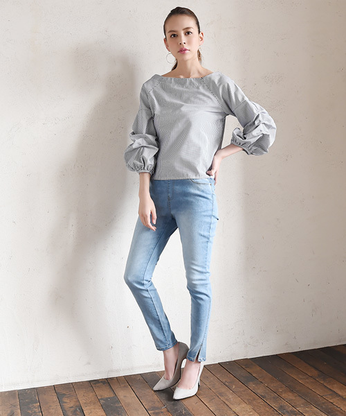 Luz Llena（ラズレナ）の「ブリーチ加工ストレッチデニムレギンス（デニムパンツ・レディース・ブルー・SMALL/LARGE/MEDIUM）」の8枚目の写真