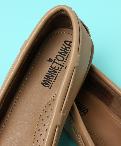 Minnetonka（ミネトンカ）の「 ■[ミネトンカ]MINNETONKA NEWビーズモカシンシューズ（その他シューズ・レディース・オフホワイト/ベージュ・5/6/7）」の6枚目の写真