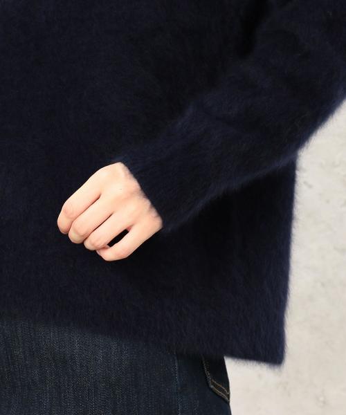 green label relaxing（グリーンレーベルリラクシング）の「KF ヘアリー ラグラン Vネック ニット ◆（ニット/セーター・レディース・ベージュ/ネイビー・FREE）」の9枚目の写真