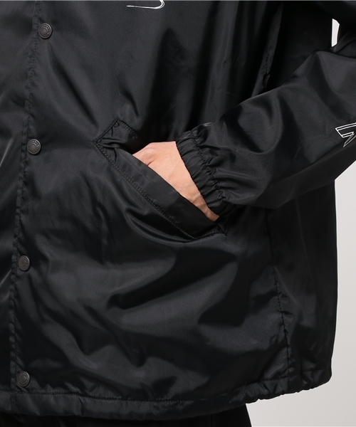 HYSTERIC GLAMOUR（ヒステリックグラマー）の「ROYAL TRUX/RADIO VIDEO プリント コーチジャケット（ブルゾン・メンズ・ブラック・SMALL/LARGE/MEDIUM）」の4枚目の写真