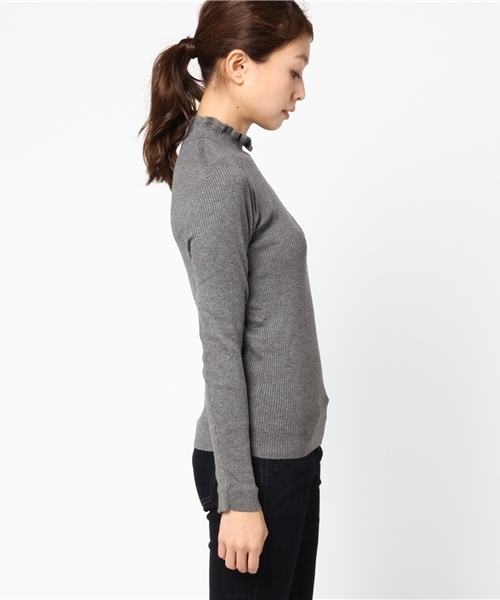 earth music&ecology（アースミュージックアンドエコロジー）の「・フリルリブニットプルオーバー（ニット/セーター・レディース・ブラック/キャメル/その他24/その他25/アイボリー/杢グレー/ボルドー/ダークグリーン・M/S）」の10枚目の写真