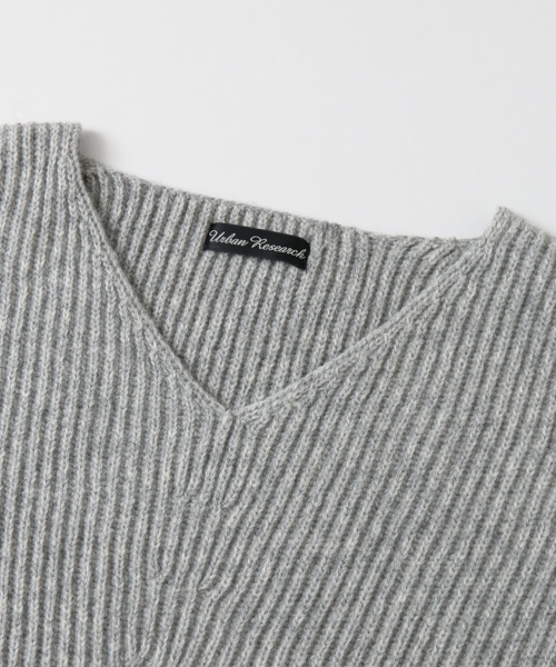 URBAN RESEARCH（アーバンリサーチ）の「畦ショート丈ボリュームニット（ニット/セーター・レディース・モカ/グレー/オフホワイト・FREE）」の16枚目の写真