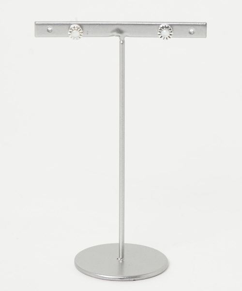 TONE SELECT GOODS（トーンセレクトグッズ）の「【925 SILVER ACC】サンラウンドストーンピアスSV925(OG)（ピアス（両耳用）・レディース・ホワイト/ブラック/ターコイズブルー・FREE）」の6枚目の写真