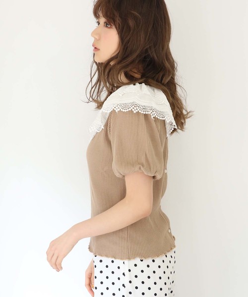 one after another NICE CLAUP(ワンアフターアナザーナイスクラップ)の「2wayレース襟テレコトップス(Tシャツ/カットソー・レディース・ブラック/オフホワイト/ベージュ・FREE)」の4枚目の写真