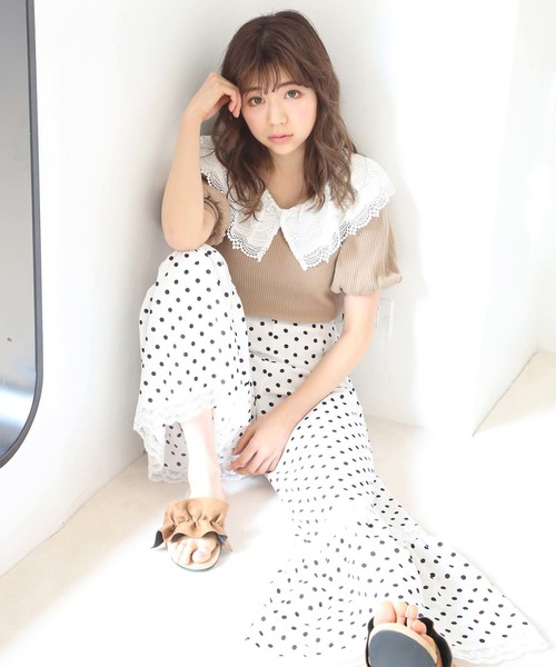 one after another NICE CLAUP(ワンアフターアナザーナイスクラップ)の「2wayレース襟テレコトップス(Tシャツ/カットソー・レディース・ブラック/オフホワイト/ベージュ・FREE)」の8枚目の写真