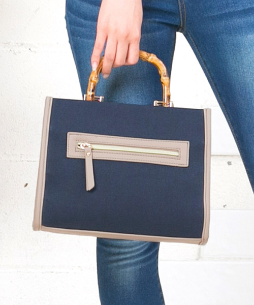 KOBE LETTUCE（コウベレタス）の「フェイクレザー×キャンバス切替バイカラーバンブーハンドルバッグ＊レディース/鞄[B1172]【入荷済】神戸レタス（ハンドバッグ・レディース・ネイビー/アイボリー/ブルー系その他・FREE）」の3枚目の写真