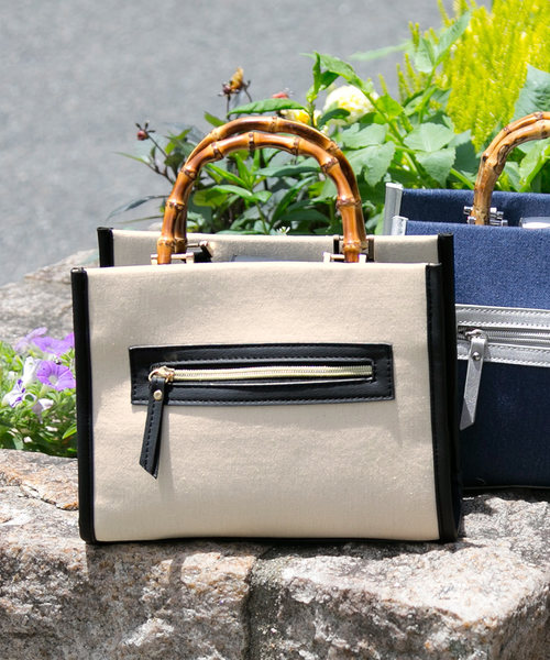 KOBE LETTUCE（コウベレタス）の「フェイクレザー×キャンバス切替バイカラーバンブーハンドルバッグ＊レディース/鞄[B1172]【入荷済】神戸レタス（ハンドバッグ・レディース・ネイビー/アイボリー/ブルー系その他・FREE）」の2枚目の写真