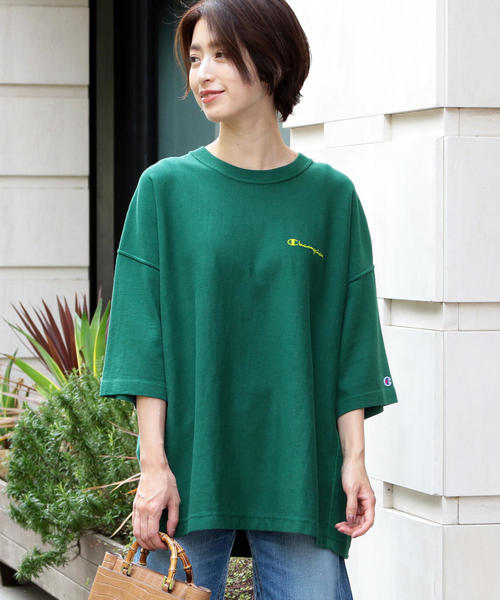 Champion（チャンピオン）の「【別注】＜Champion（チャンピオン）＞∴リバースウィーブTシャツ o（Tシャツ/カットソー・レディース・ベージュ/パープル/イエロー/ダークグリーン・MEDIUM）」の3枚目の写真